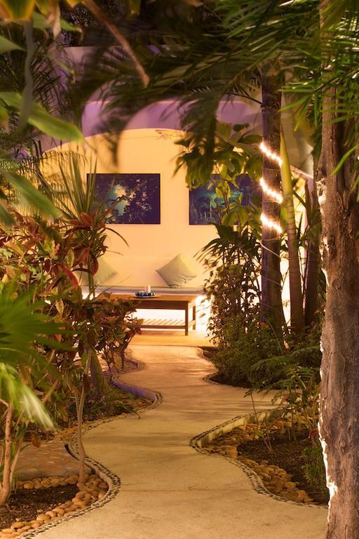 Aqualuna Boutique Hotel By Sunrise (Adults Only) Playa del Carmen Esterno foto