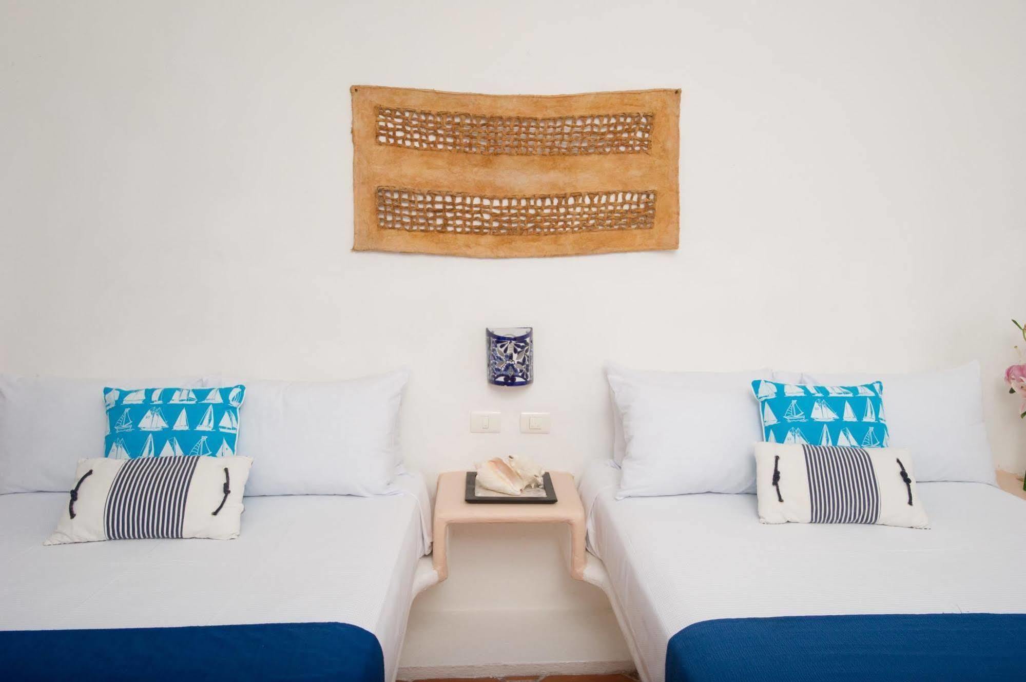 Aqualuna Boutique Hotel By Sunrise (Adults Only) Playa del Carmen Esterno foto